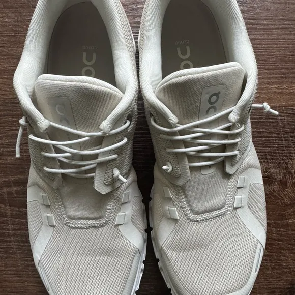 On Running Cream Athletic Shoes with Streamlined Design
