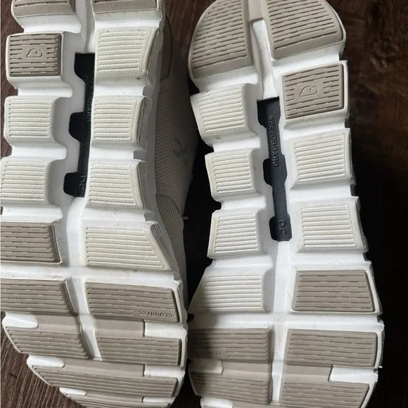 On Running Cream Athletic Shoes with Streamlined Design