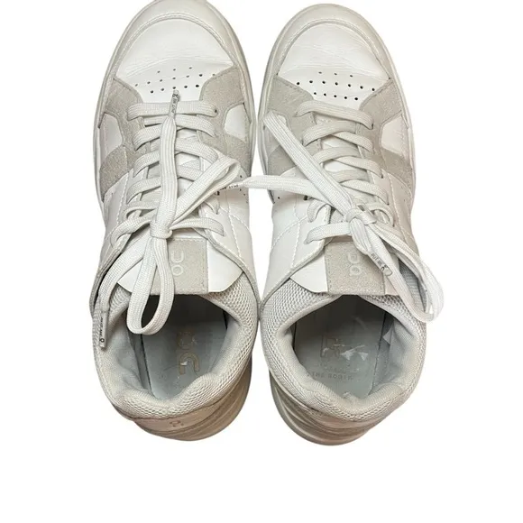 On THE ROGER Clubhouse All White Men's 9 On Cloud Tennis Shoes Sneakers Federer