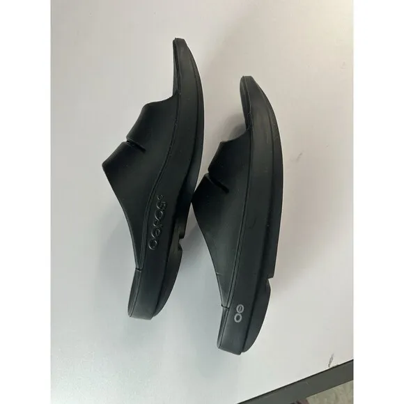Oofos Ooahh Unisex Black Recovery Slip On Slides Lightweight Sandals M8 W10 NWOT