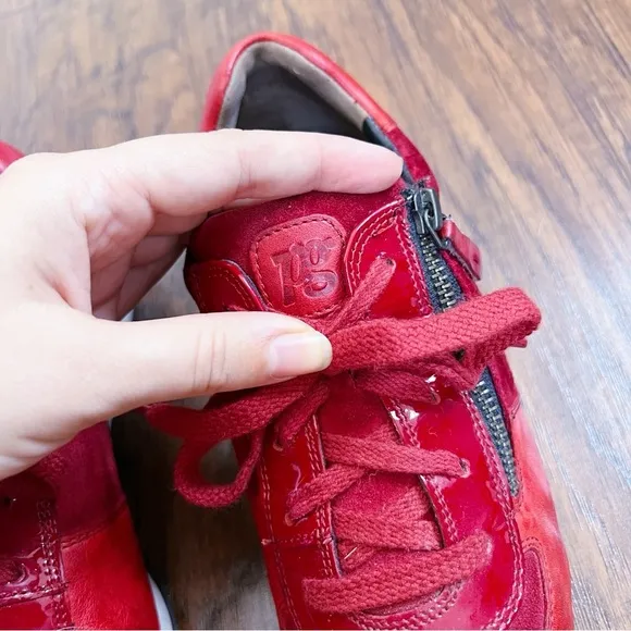 Paul Green • Sandy Sneaker red leather suede Super Soft trainer zip laceup