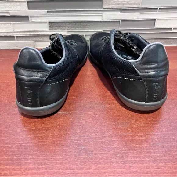 Plae Mens lace up sneakers shoes size 12M