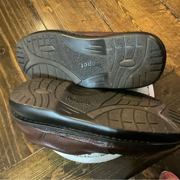 Propet Men's Brown Leather Shoes