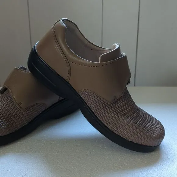 Prophet Olivia Ortholite Leather Stretchable Comfort Shoes Size 8