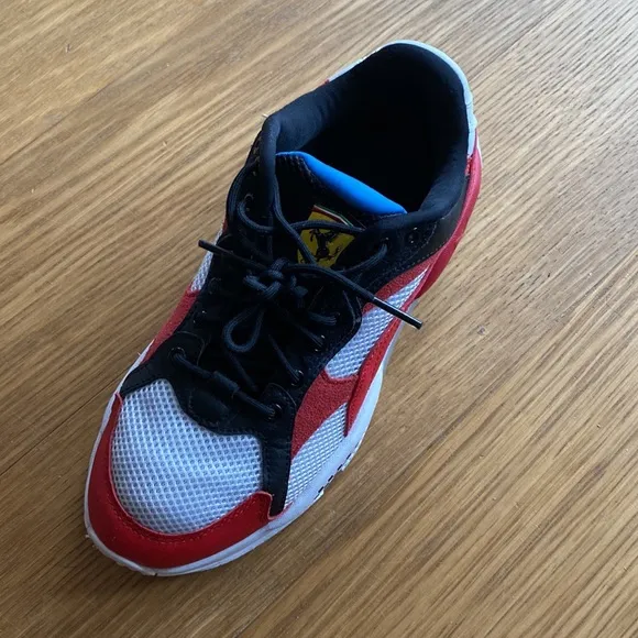Puma Lqdcell Epsilon X Scuderia Ferrari Big Boy Sneakers Shoes Size 4