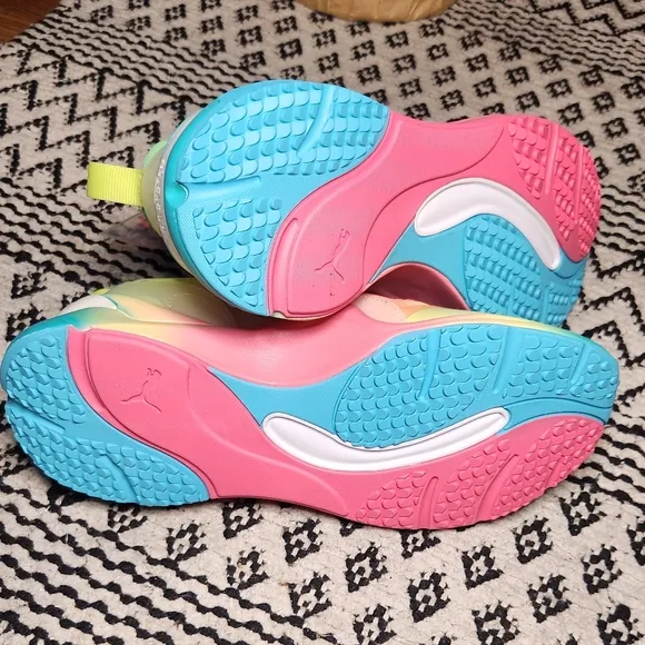 Puma tie-dye rise movement tennis shoes