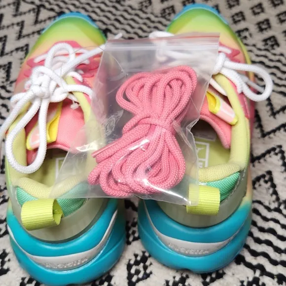 Puma tie-dye rise movement tennis shoes