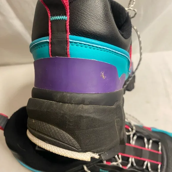 Puma TRAILFOX OVERLAND FRESH Black and Teal Sneakers SIZE 11.5