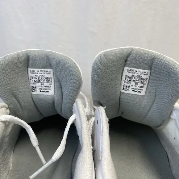 Reebok Classic Leather Lace-Up Sneakers Shoes Men Sz 7.5 White 101 New (059503)
