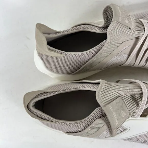 Reebok Run Sneakers Men's 9 Brown White Slip-On Low Top Running Athletic Shoes