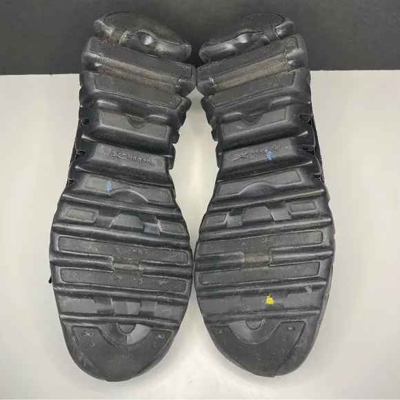 Reebok Zip Pulse Women’s size 6