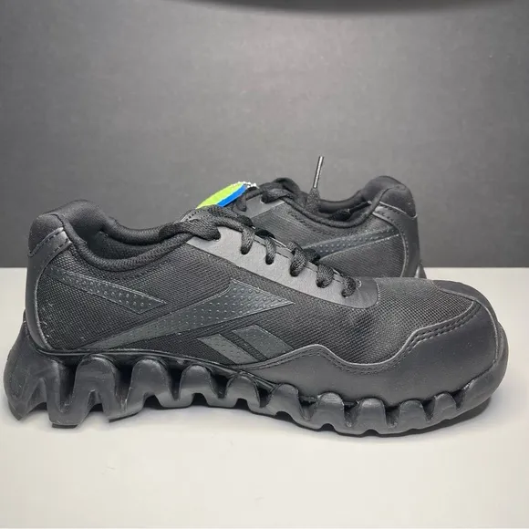Reebok Zip Pulse Women’s size 6