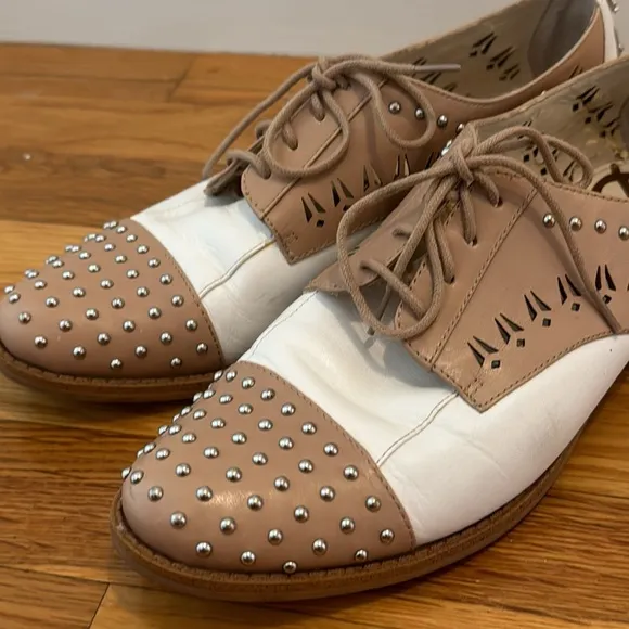 Sam Edelman Womens JaynaOxfords White Beige Leather Studded Y2K 8.5 8 1/2 Shoes