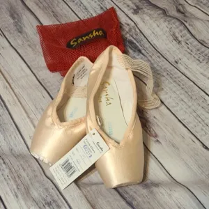 Sansha Etudes 5M Pointe Shoes, NWT
