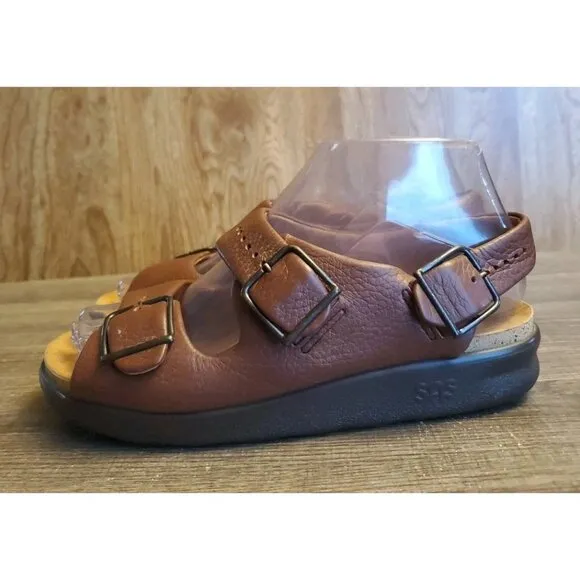 SAS Relaxed Walking Sandals Womens Size 5.5 Brown