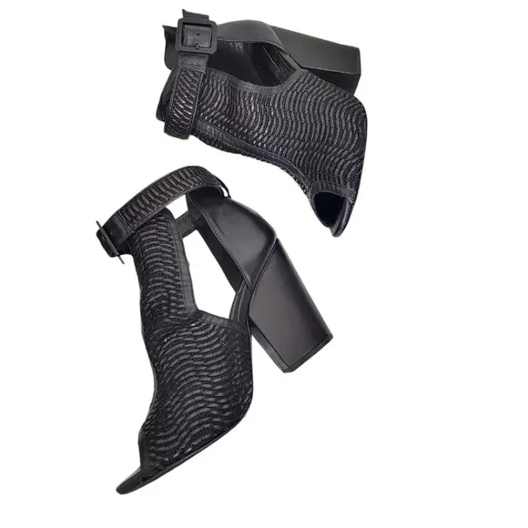 Schutz Women's Atanado Soft Block Heel Pump Shoes Brown Woven Sandal
