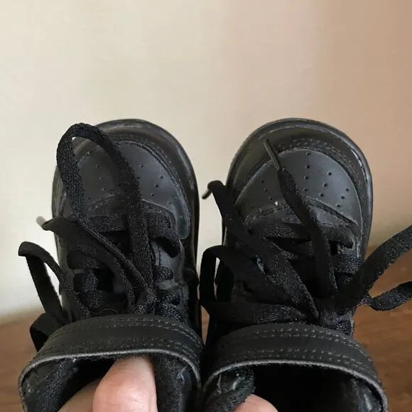 Size 4 / Baby Boy Nike Shoes Bundle