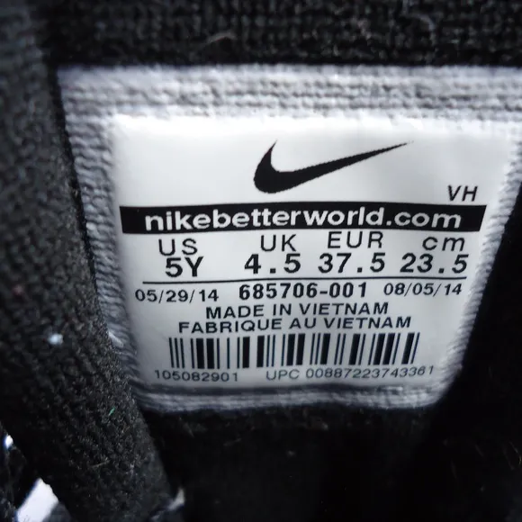 SIZE 5 Y. NIKE Dual Fusion Run 3 Flash athletic sneakers shoes.
