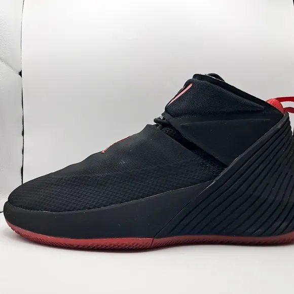 Size - 6.5Y Jordan Why Not Zer0.1 Bred - (A01042-007)