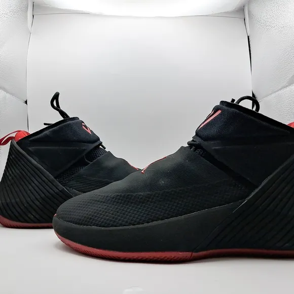 Size - 6.5Y Jordan Why Not Zer0.1 Bred - (A01042-007)