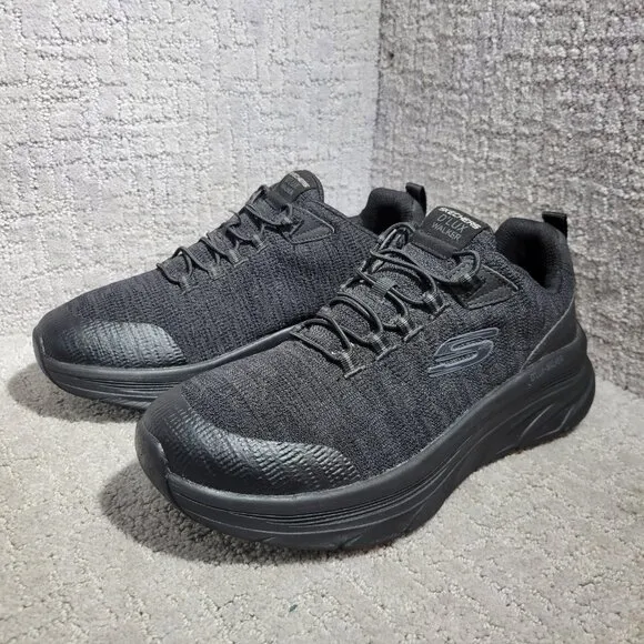 Skechers D’Lux Walker Relaxed Fit Men's Size 9.5 US Black Walking Shoes 232045