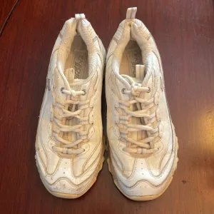Sketchers D Lites leather white athletic shoes sneakers size 6 1/2 women’s 6.5