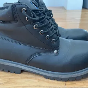SMITH’S MENS BLACK WATERPROOF BOOTS LINDEN 111 Size 8.5‎ NWOT
