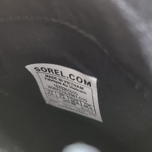 Sorel Cate bootie waterproof black leather ankle boots lug sole size 9.5 NEW NWT