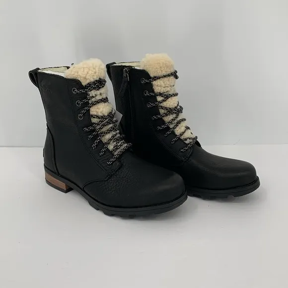 Sorel Emelie Short Lace Cozy Boots black leather shearling winter waterproof 9