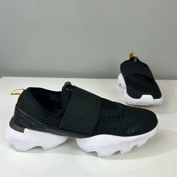 Sorel Kinetic Impact Sneakers Black Strap Mesh Slip On Fabric Shoes Size 9.5