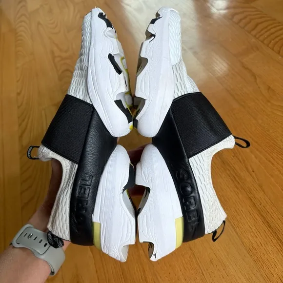 Sorel Kinetic Impact Sneakers Shoes Strap White Black Yl Womens Slip on Size 7.5