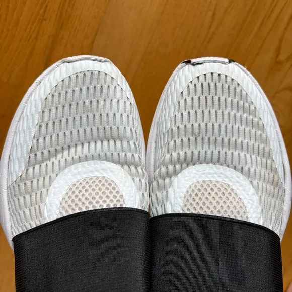 Sorel Kinetic Impact Sneakers Shoes Strap White Black Yl Womens Slip on Size 7.5