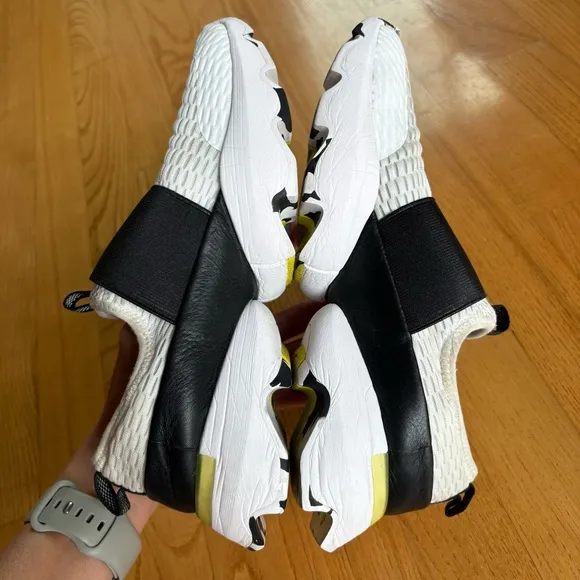 Sorel Kinetic Impact Sneakers Shoes Strap White Black Yl Womens Slip on Size 7.5