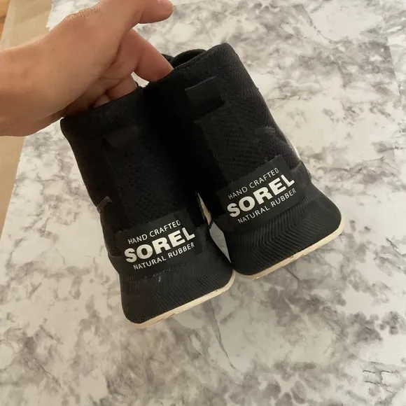 Sorel Out N About III Waterproof Mid Sneakers Boots