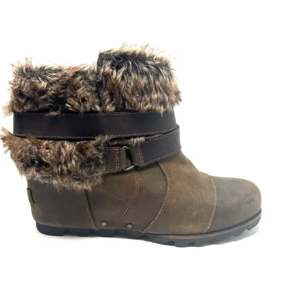 Sorel Womens Joan of Arctic Wedge Ankle Boots Sz 11 Waterproof Leather Faux-Fur