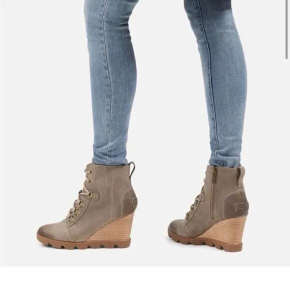 SOREL Women's Joan Uptown Lace Bootie — Waterproof Leather Wedge Boots Khaki 9