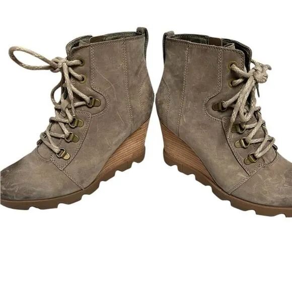 SOREL Women's Joan Uptown Lace Bootie — Waterproof Leather Wedge Boots Khaki 9