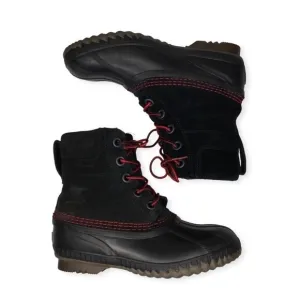 Sorel Youth Cheyanne II Lace Snow Boots in Black.