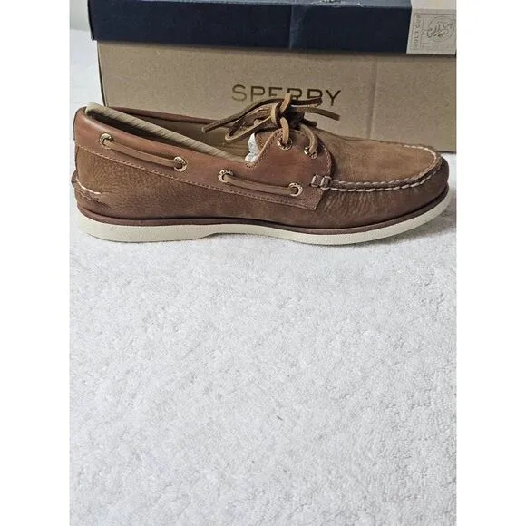 Sperry mens Gold cup shoes Nwb