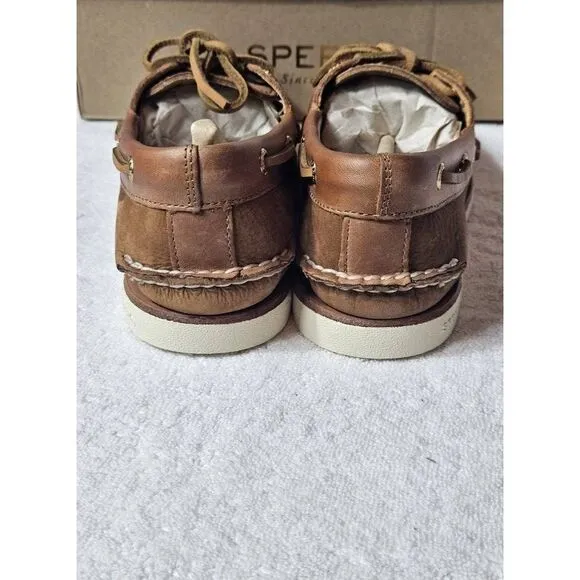 Sperry mens Gold cup shoes Nwb