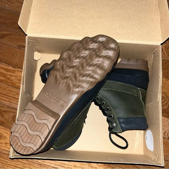 Sperry Top-Sider Brewster Duck Boots Dark Olive Green Men’s Size 9 NIB