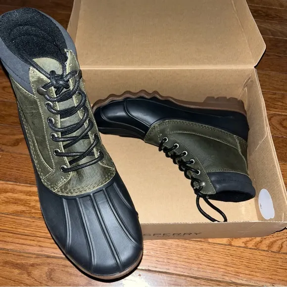 Sperry Top-Sider Brewster Duck Boots Dark Olive Green Men’s Size 9 NIB