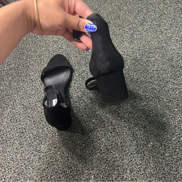 STEVE MADDEN IRENEEW Black Suede Block Strappy Kitten Heels Leather Shoes Sz 9