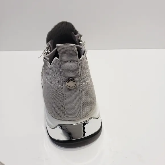 Steve Madden Sneakers