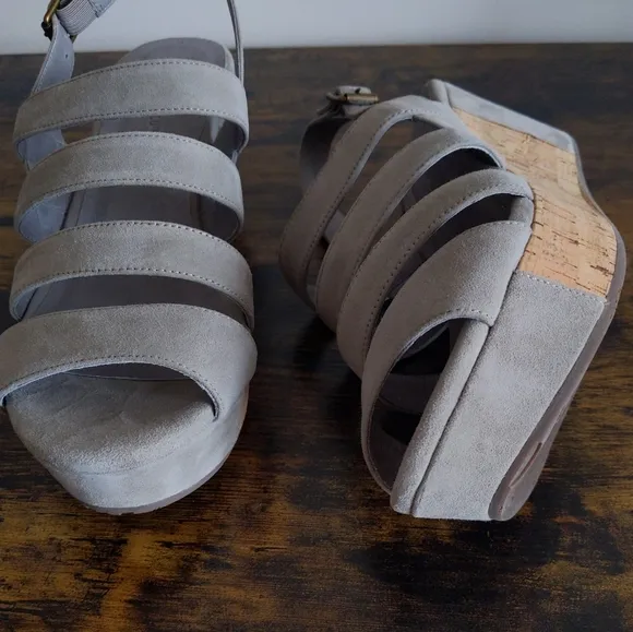 🆕🌿SUEDE SANTORINI SANDALS🌿