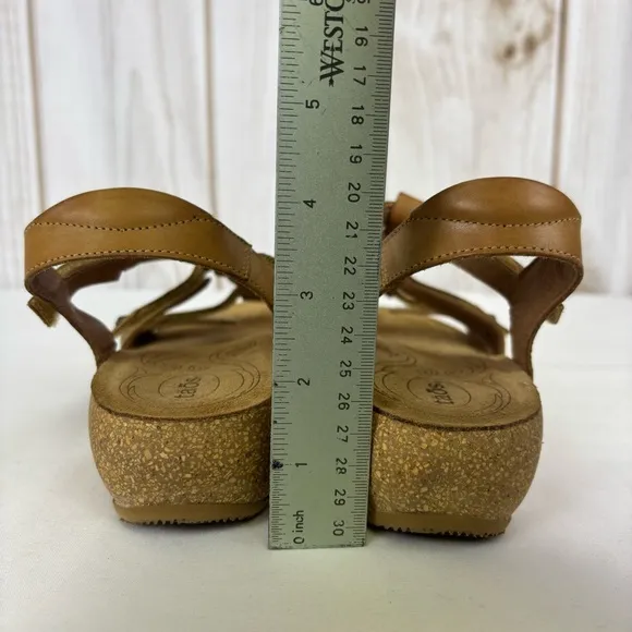 Taos Leather Wedge Sandals Strappy Velcro Comfort Cork Sandal Camel Size 9-9.5