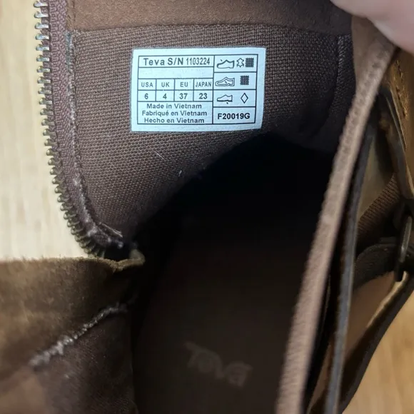 Teva Ellery Ankle Waterproof Boots Distressed Brown Leather Women’s Size 6