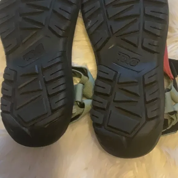 Teva Hurricane XLT2 Men’s Color Block Outdoor Wear Hiking Sandals Size 11 NWOB