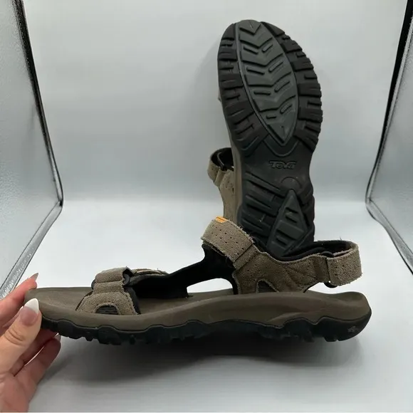 Teva Katavi 2 Sandals Men’s 12 Bungee Cord  Double Straps Hiking Outdoor