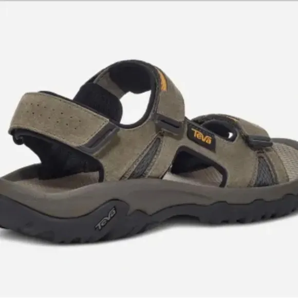 Teva Katavi 2 Sandals Men’s 12 Bungee Cord  Double Straps Hiking Outdoor